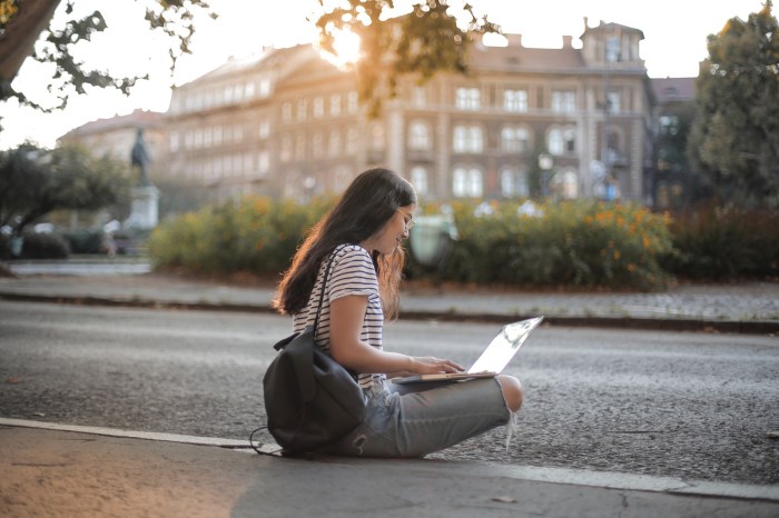 How to change student loan servicer