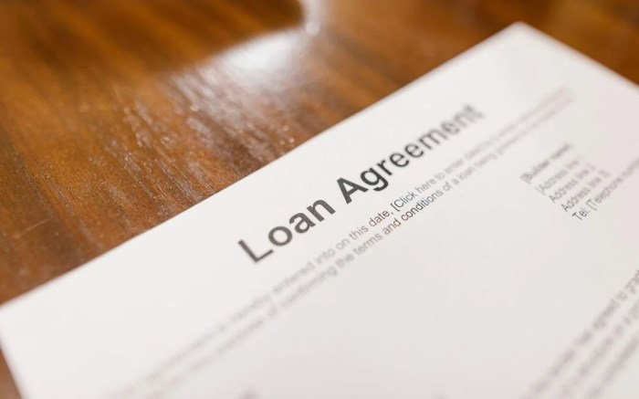 Do student loans accrue interest while in deferment