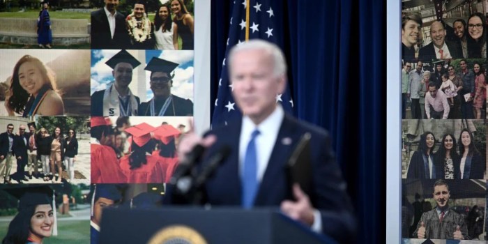 Student loan servicing center