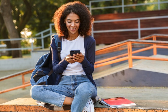 Student private loan when should applying begin