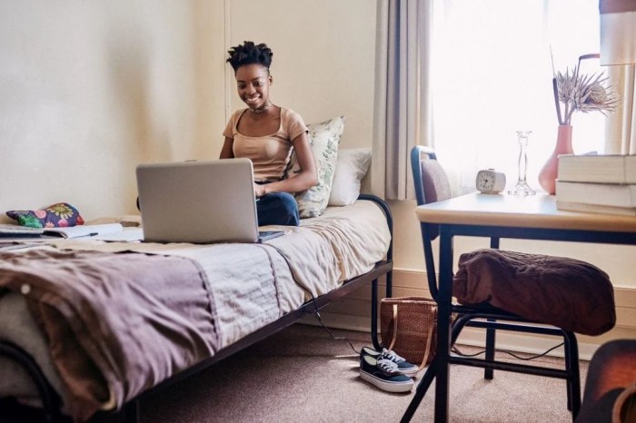 Living expenses loan for students