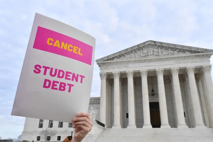 Difference between forbearance and deferment student loan