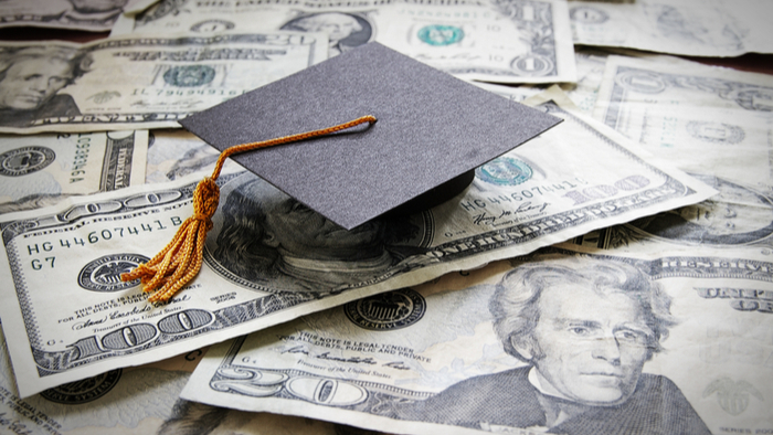 Loans student private federal between difference