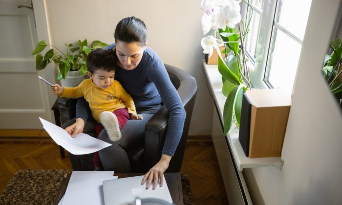 Payoff student loans or invest