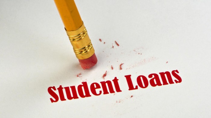 When do student loans disburse