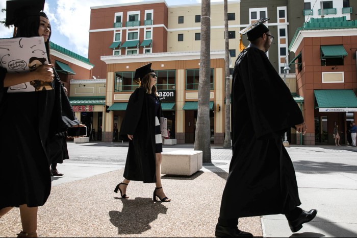 University of florida student loans