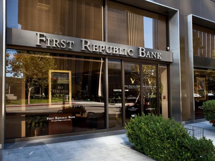 First republic refinance student loans