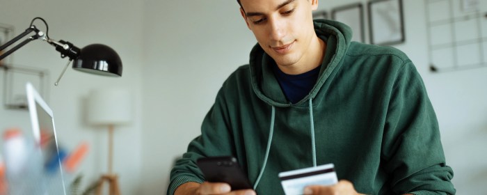 Can you pay student loan with a credit card