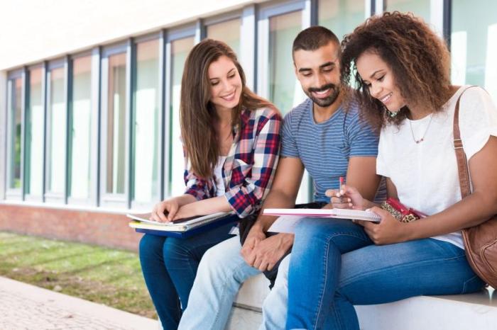 Student loan counseling near me
